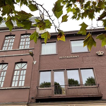 Oy Appartement Izegem Buitenkant foto