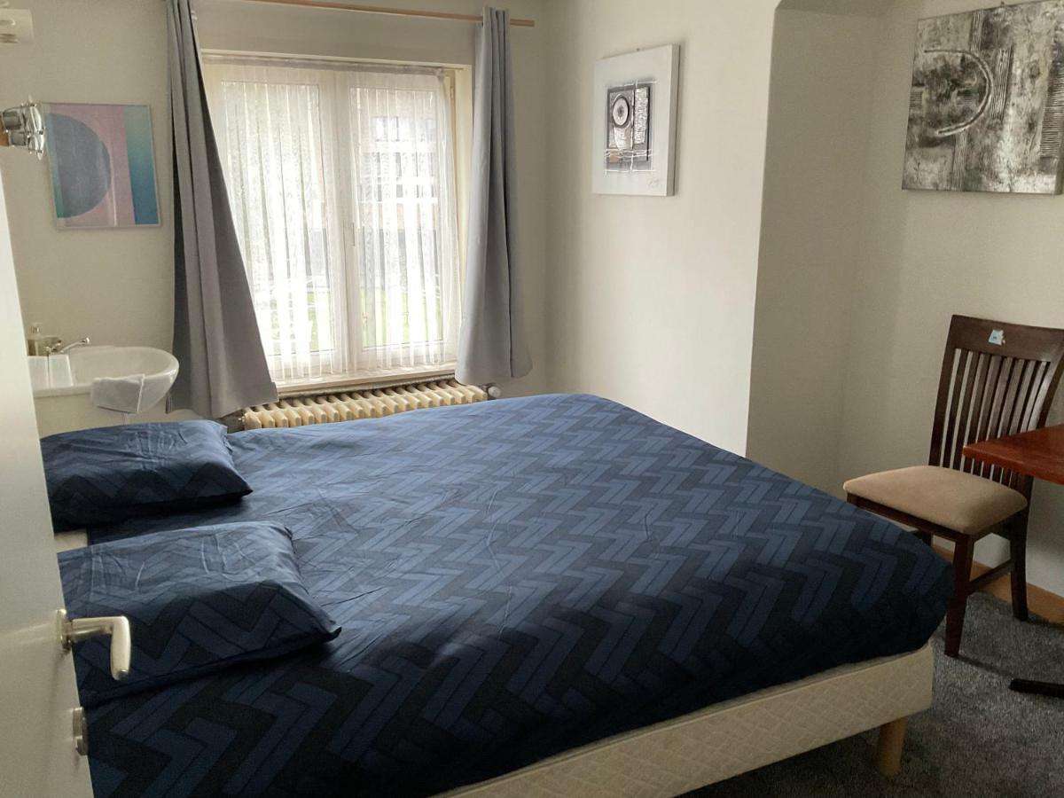 Oy Appartement Izegem Buitenkant foto