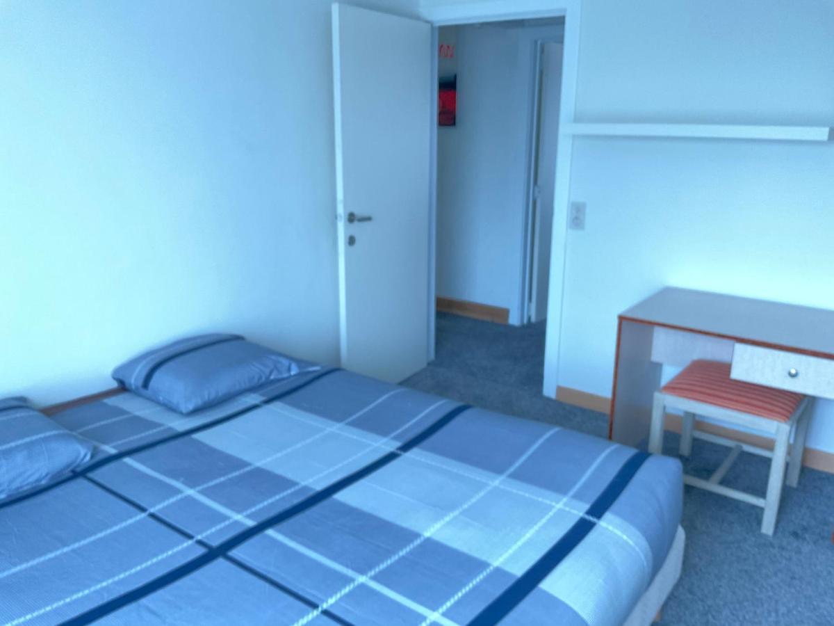 Oy Appartement Izegem Buitenkant foto